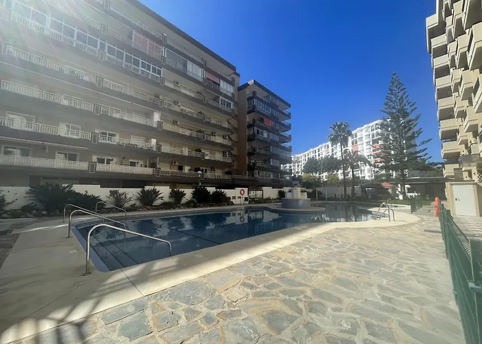 Piso En El Paseo Maritimo Fuengirola